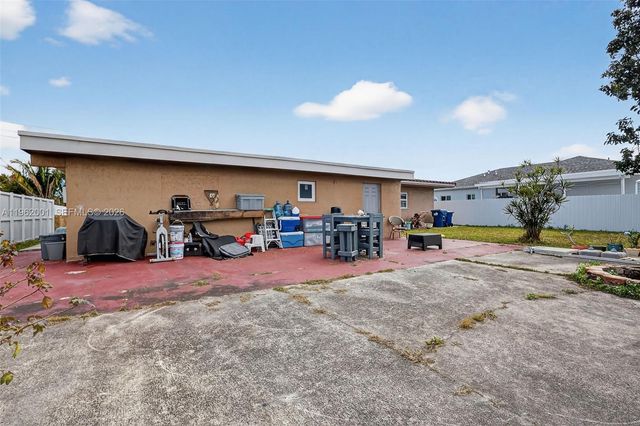 16832 NW 52nd Ave, Miami Gardens, FL 33055