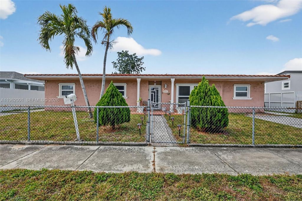 16832 NW 52nd Ave, Miami Gardens, FL 33055