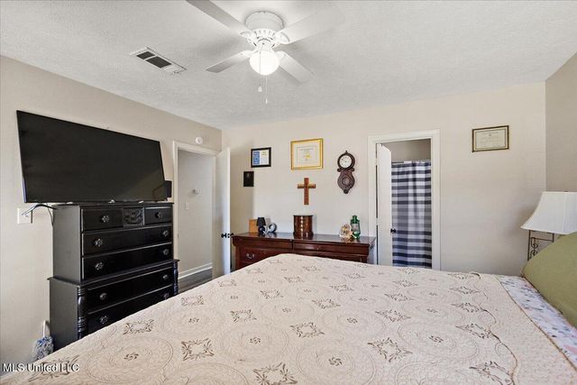 5046 Raintree Drive, Byram, MS 39272