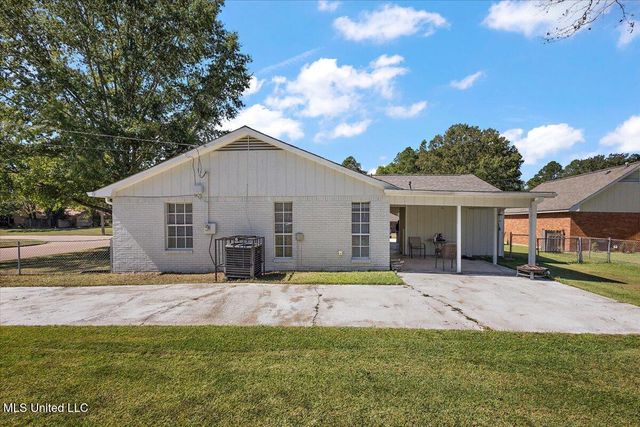 5046 Raintree Drive, Byram, MS 39272