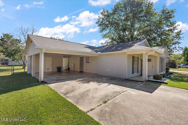 5046 Raintree Drive, Byram, MS 39272