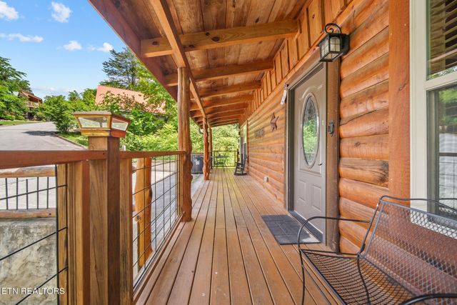 2713 Alps Way, Pigeon Forge, TN 37863
