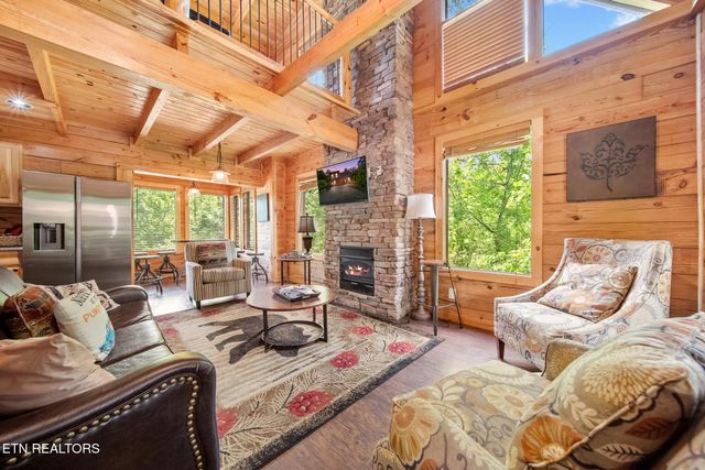 2713 Alps Way, Pigeon Forge, TN 37863