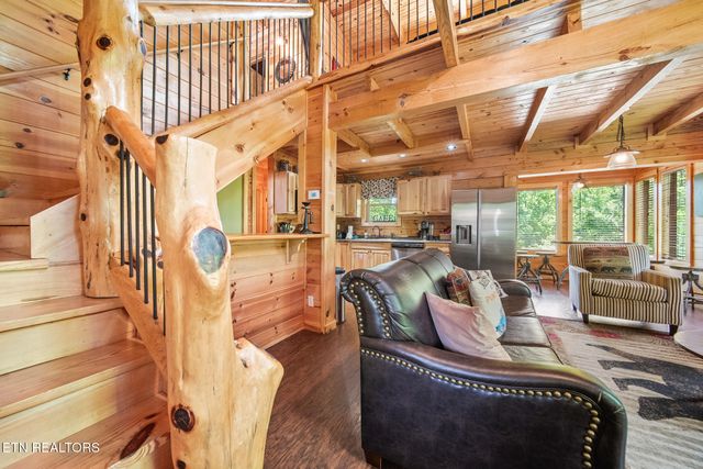 2713 Alps Way, Pigeon Forge, TN 37863
