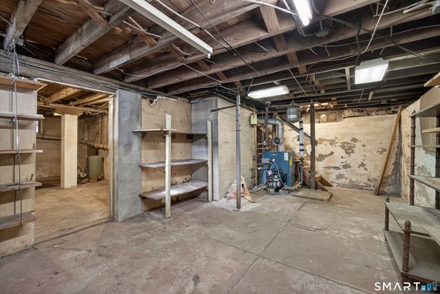 68 Flanders Road, East Lyme, CT 06357