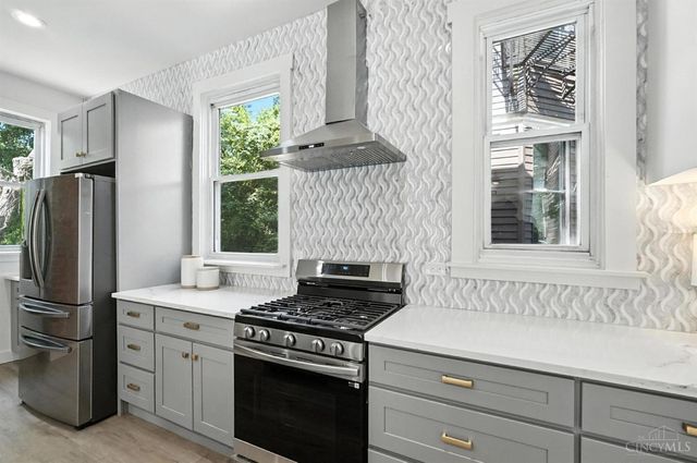 871 Hutchins Avenue, Cincinnati, OH 45229