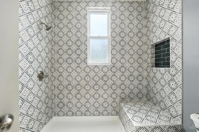 871 Hutchins Avenue, Cincinnati, OH 45229