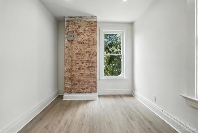 871 Hutchins Avenue, Cincinnati, OH 45229