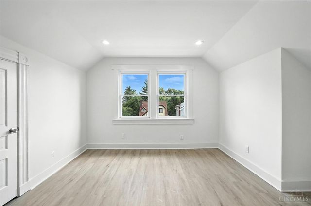 871 Hutchins Avenue, Cincinnati, OH 45229