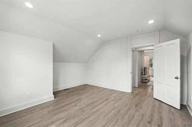 871 Hutchins Avenue, Cincinnati, OH 45229