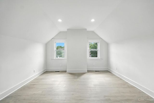 871 Hutchins Avenue, Cincinnati, OH 45229