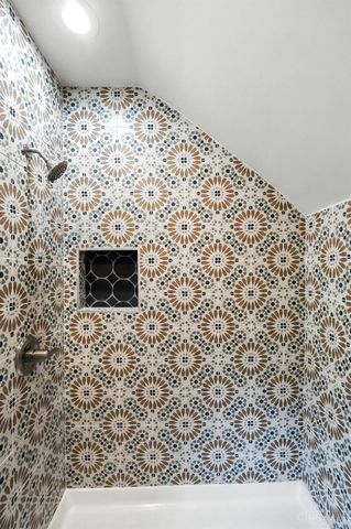 871 Hutchins Avenue, Cincinnati, OH 45229