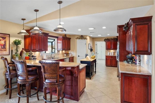 19240 Tonkawan, Apple Valley, CA 92307