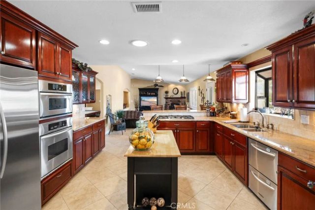 19240 Tonkawan, Apple Valley, CA 92307