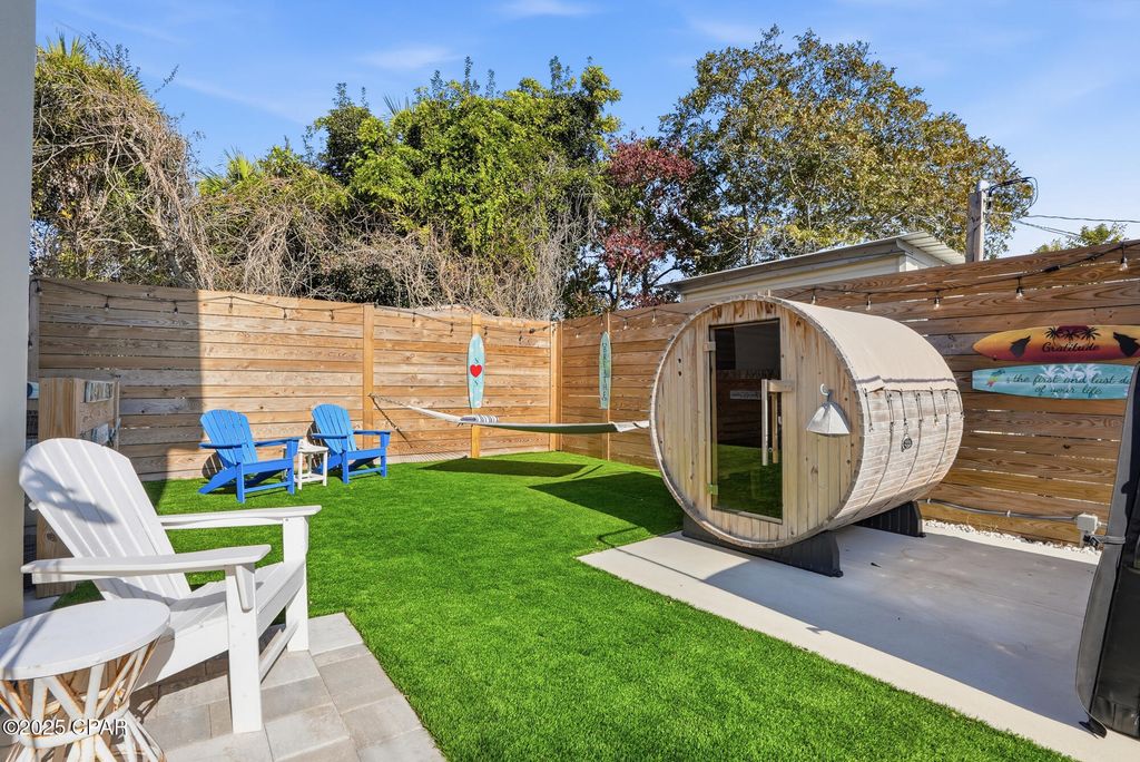 Image 8 of property listing at 208 Malaga Place, Panama City Beach, FL 32413