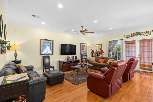 118-A Seabreeze Dr., Murrells Inlet, SC 29576