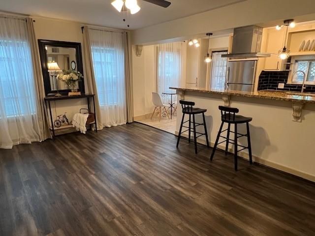 4709 Park Drive, Houston, TX 77023