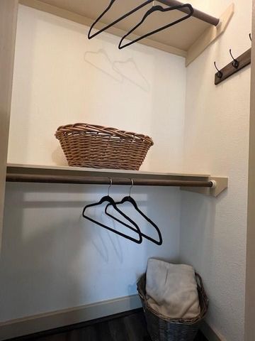 4709 Park Drive, Houston, TX 77023