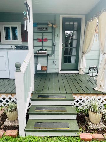 4709 Park Drive, Houston, TX 77023