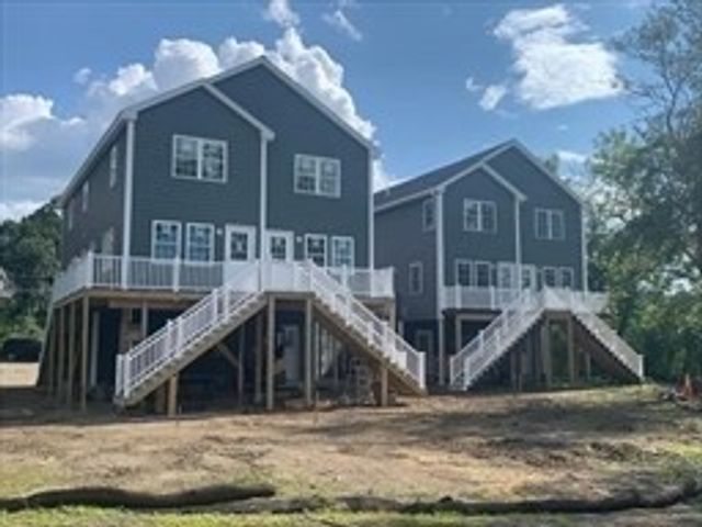 42 Hastings Avenue, Worcester, MA 01606