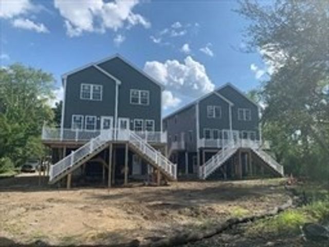 42 Hastings Avenue, Worcester, MA 01606