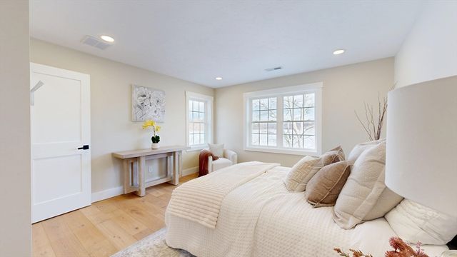 42 Hastings Avenue, Worcester, MA 01606