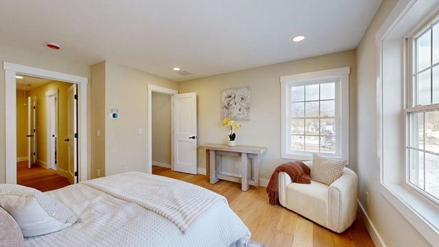 42 Hastings Avenue, Worcester, MA 01606