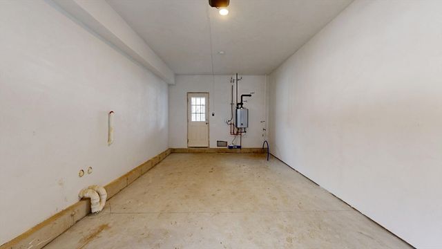 42 Hastings Avenue, Worcester, MA 01606