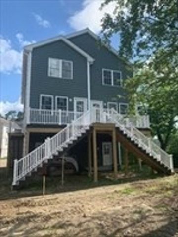 42 Hastings Avenue, Worcester, MA 01606