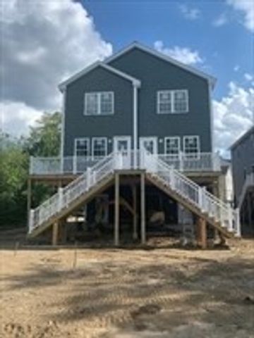 42 Hastings Avenue, Worcester, MA 01606