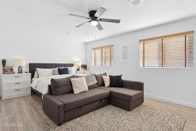 1255 W SEA SHELL Drive, Gilbert, AZ 85233