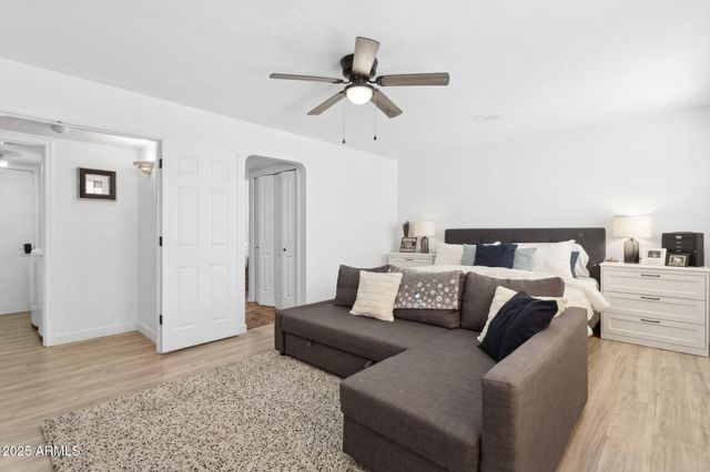 1255 W SEA SHELL Drive, Gilbert, AZ 85233