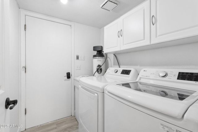 1255 W SEA SHELL Drive, Gilbert, AZ 85233