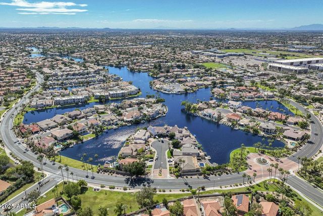 1255 W SEA SHELL Drive, Gilbert, AZ 85233