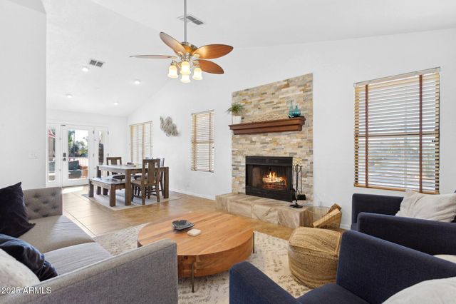 1255 W SEA SHELL Drive, Gilbert, AZ 85233