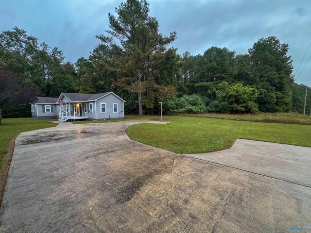 1673 Walker Lane, New Market, AL 35761