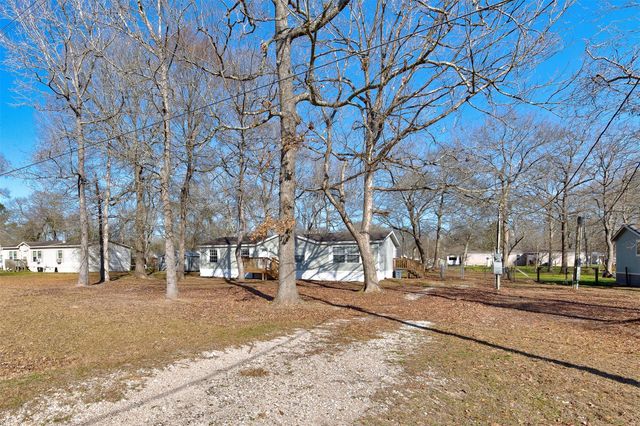 78 County Road 3310a, Cleveland, TX 77327