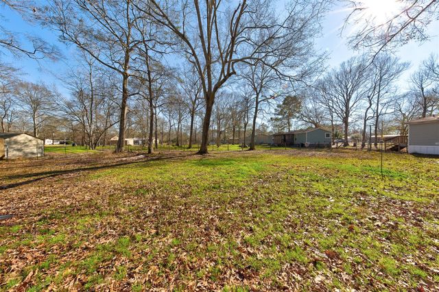 78 County Road 3310a, Cleveland, TX 77327
