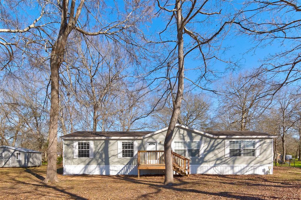 78 County Road 3310a, Cleveland, TX 77327