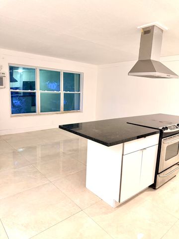 1920 N 65th Way, Hollywood, FL 33024