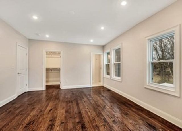 31 Oak Street 2, Wellesley, MA 02482