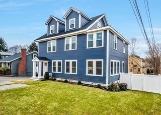 31 Oak Street 2, Wellesley, MA 02482
