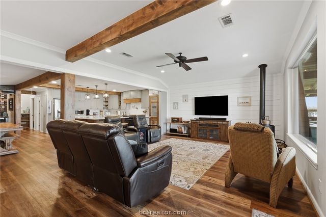 11436 Riley Green Road, Franklin, TX 77856