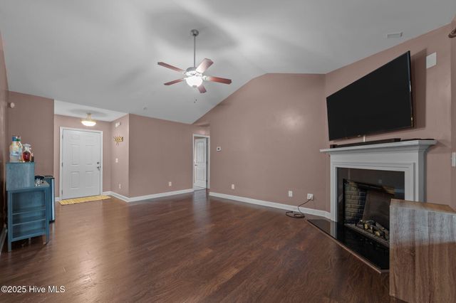 1181 Teakwood Drive, Greenville, NC 27834