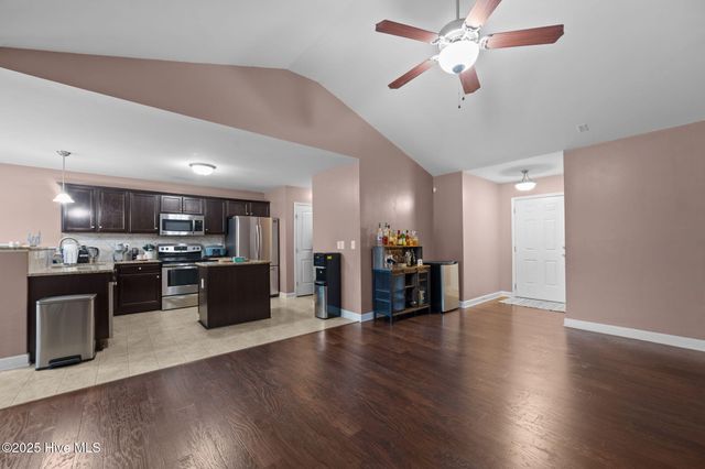 1181 Teakwood Drive, Greenville, NC 27834