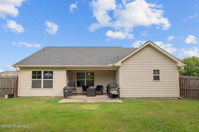 1181 Teakwood Drive, Greenville, NC 27834
