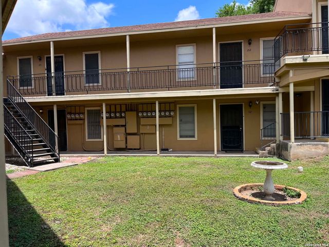 911 Vance Jackson Rd Apt 214, San Antonio, TX 78201