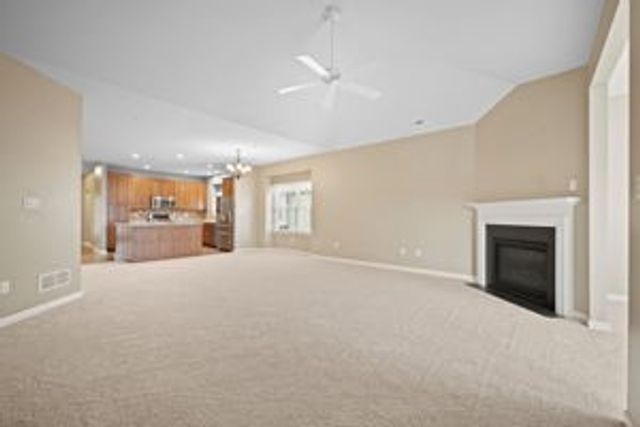 621 Old Glory Ln, Economy, PA 15042