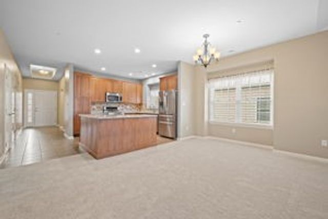 621 Old Glory Ln, Economy, PA 15042