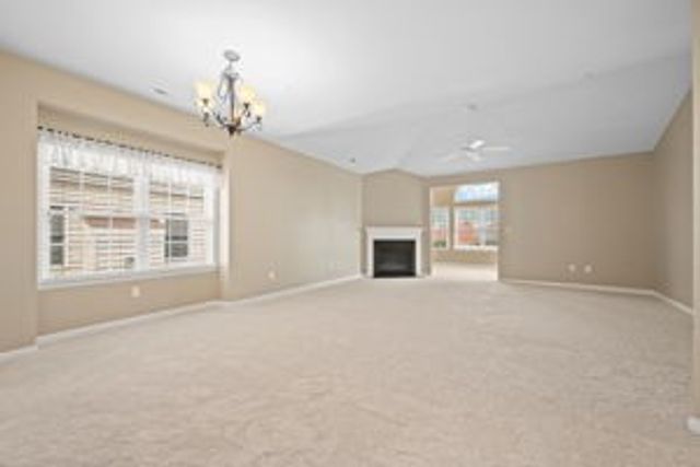 621 Old Glory Ln, Economy, PA 15042